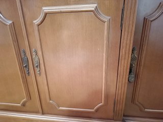 Mueble de salón madera y mármol