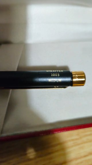 Bolígrafo Sheaffer Targa 1003 Negro y Dorado.