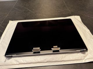 Pantalla Macbook Pro 16 A2485 DEFECTO CONFIRMADO