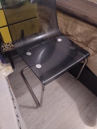 Silla moderna transparente Ikea