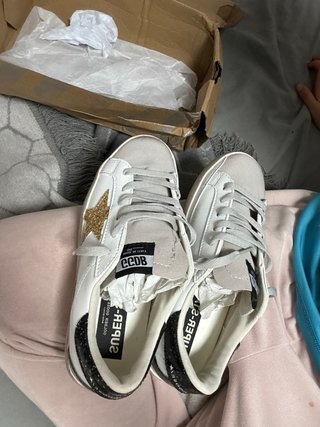 Golden Goose Bambas Blancas y Doradas