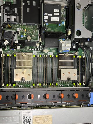Dell R720xd 128GB 2x2690v2 12-Bay Server NEGOCIABL