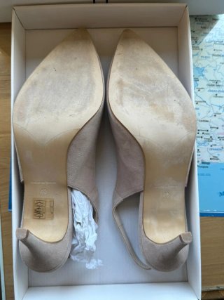 Zapatos tacón fino Luisa Toledo nude