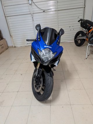 Suzuki GSXR 600 K7