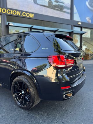 BMW X5 40e M performance