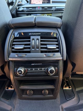 BMW X5 40e M performance