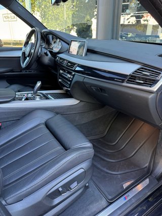 BMW X5 40e M performance