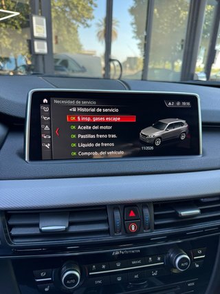 BMW X5 40e M performance