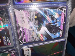 Necrozma V Carta Pokémon