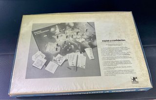 Juego de mesa Espías y Confidentes
