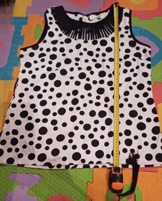 Blusa nueva lunares