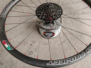 Ruote 29 Carbonio Tsunami Mozzi Carbon-Ti
