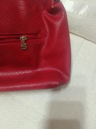 Bolso reversible Desigual negro y rojo