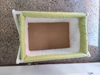 Minicuna bebé en buen estado