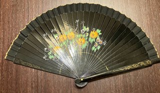 Abanico madera pintado artesanalmente