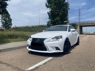 Lexus IS 300h f sport