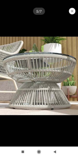 Tavolo ausiliario in rattan e vetro da giardino