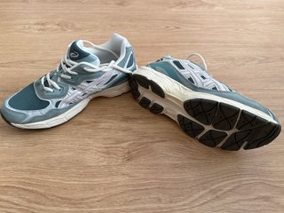 Zapatillas Asics GEL-NYC Talla 45