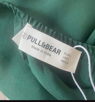 Top Pull&Bear verde talla L
