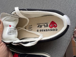 Converse x CDG Play One Star Negras