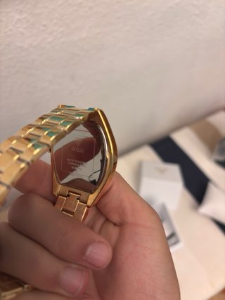 Reloj Guess Dorado y Negro(original)
