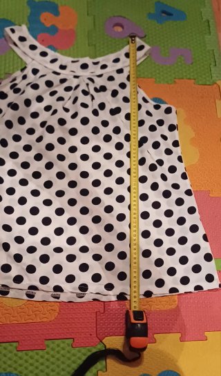 Blusa lunares blanca y negra