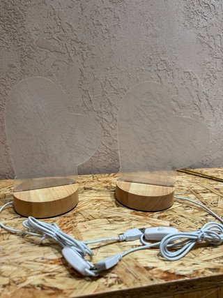 Lampada LED Cuore Trasparente Legno