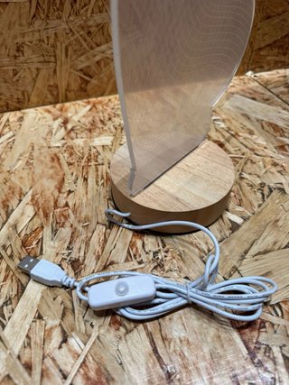 Lampada LED Cuore Trasparente Legno