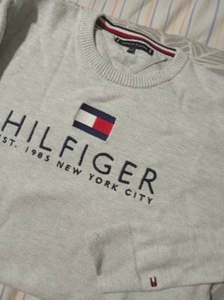 Jersey Tommy Hilfiger Niño Gris y Rojo Talla 152