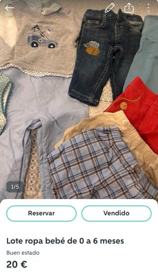 Lote completo de carritos, ropa y ajuar para bebé