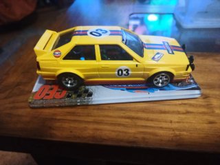 Audi Quattro Slot Amarillo