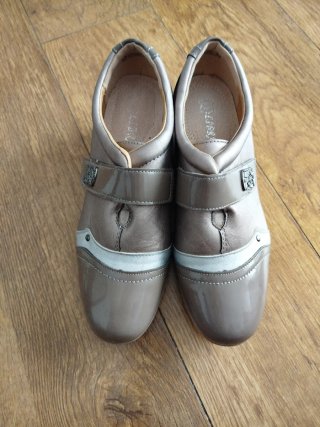 Zapatos Vatineris piel confort Nuevos – Talla 39