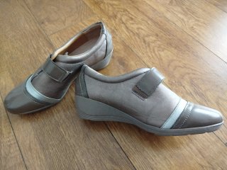 Zapatos Vatineris piel confort Nuevos – Talla 39