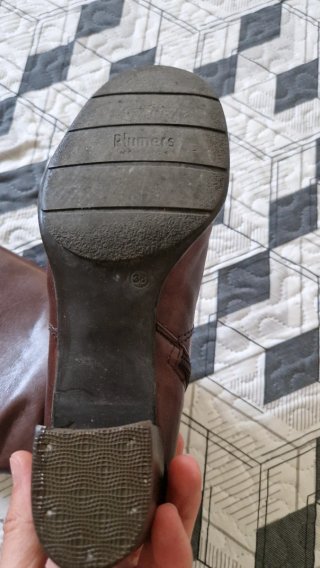 Botas altas Plumers marrones con tapas nuevas