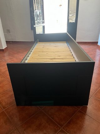Cama Ikea sin uso