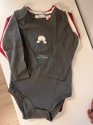 Pack 3 bodies Zara bebé. 86cm