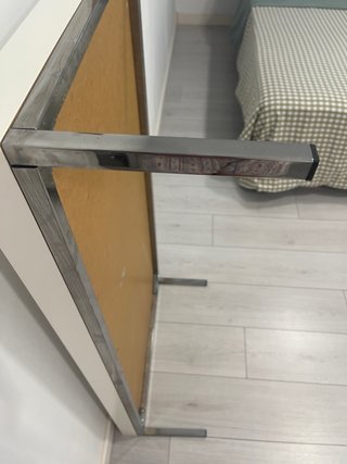 Mesa de centro blanca de madera