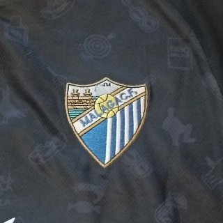 Camiseta Illojuan 22 Negra y Dorada
