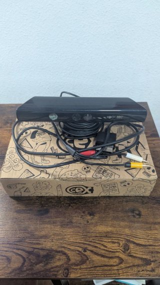 Xbox 360 con Kinect y juegos