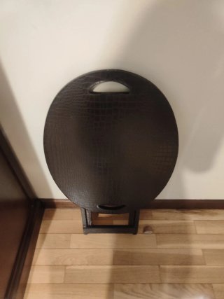 Mesa auxiliar plegable cuero negro