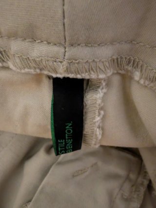 Falda Beige Talla S.Benetton.Estilo casual/safari