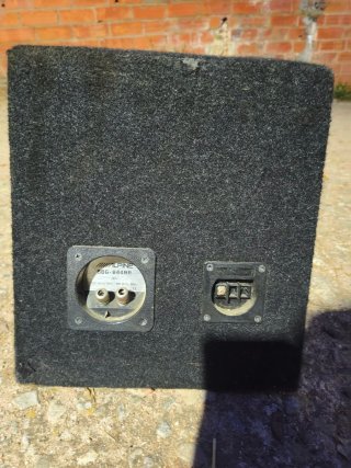 Subwoofer Alpine SBG-844BR Negro