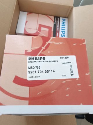 Lâmpada Philips Broadway MSD 700