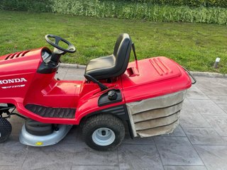 Tractor cortacésped Honda HF 2315