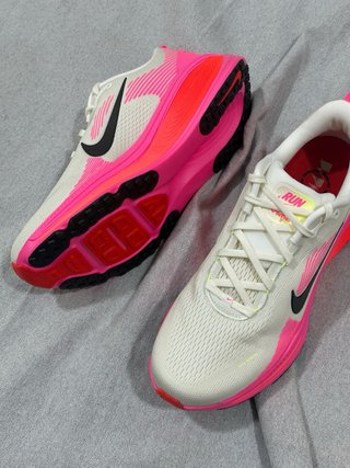 Nike Vomero 18 CM Zapatillas Running Mujer
