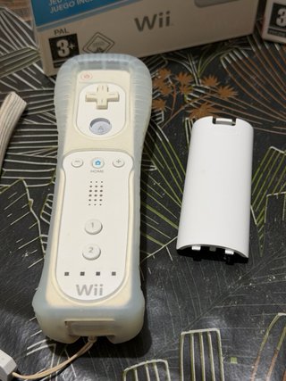 Nintendo Wii Original Completa + Wii Play + Mando