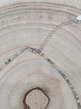Gargantilla Prehenita Mini