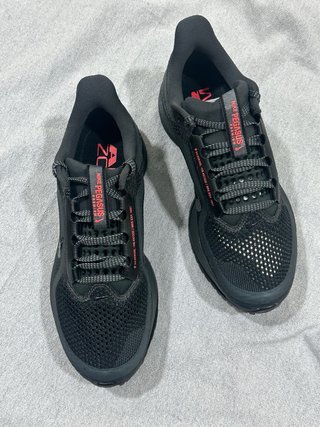 Nike Pegasus Premium Negro/Rojo
