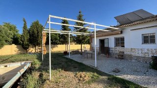 Pérgola 7,3 x 4,5 m con toldo