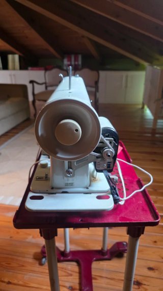 Máquina de coser Singer 810 Z2